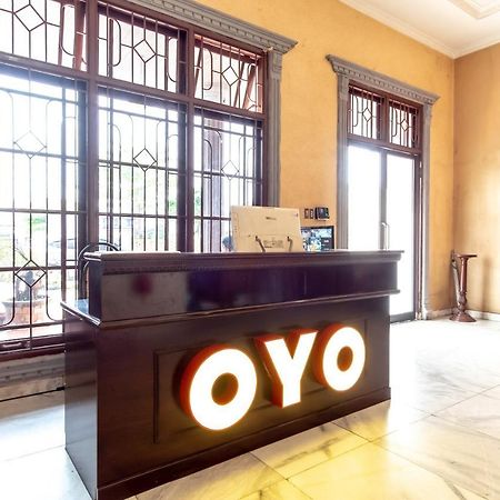Oyo 2777 Sleepover Sei Serayu Medan Eksteriør billede