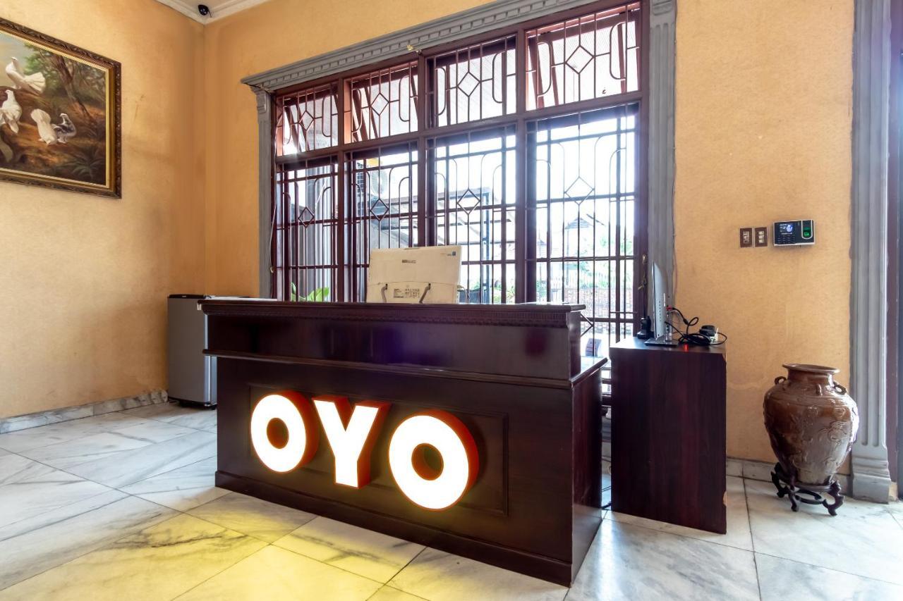 Oyo 2777 Sleepover Sei Serayu Medan Eksteriør billede